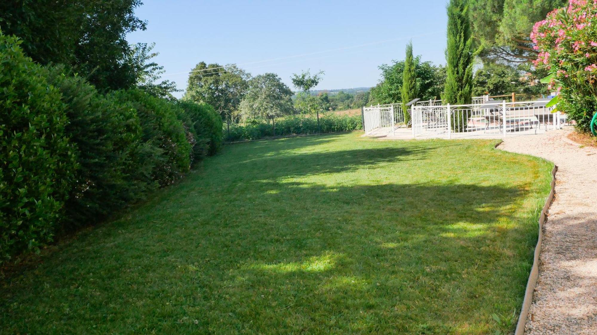 Les Gites De Bellevue Nueil-sous-les-Aubiers Esterno foto